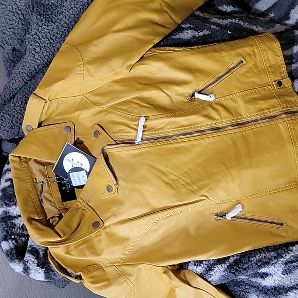 Vegan leather womanjacket - Picture 4 of 9